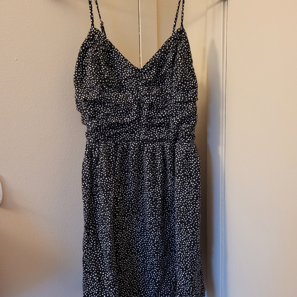 4/$10 Sale! Xhileration Black and White Dress Medium